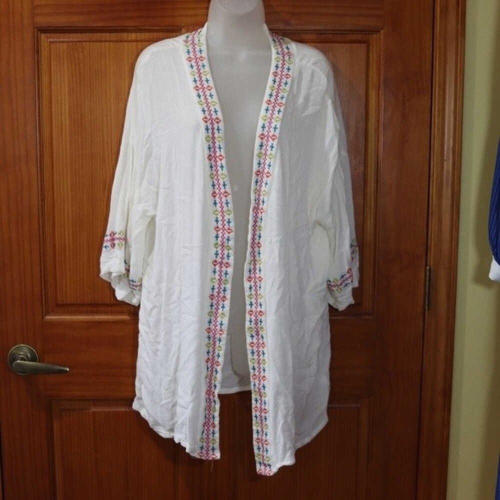 En Creme Embroidered Colorful Boho Kimono Coverup Medium